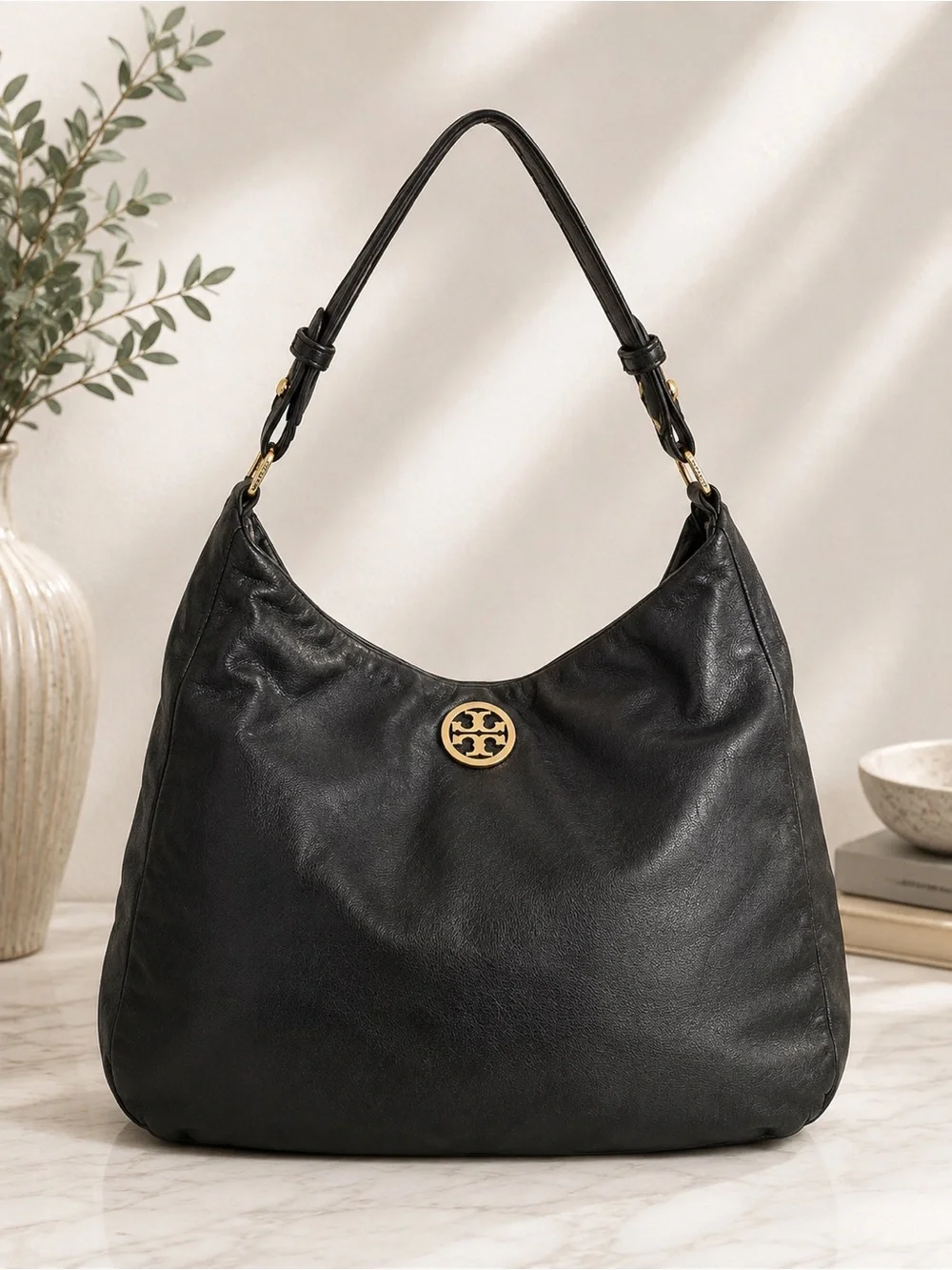 Tory Burch Black Leather Hobo Bag Gold Logo Everyday Shoulder Tote